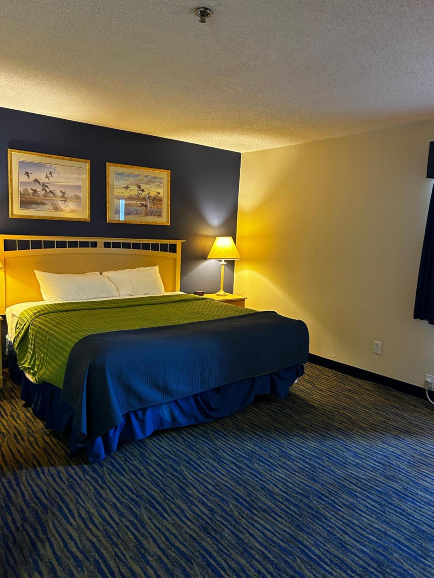 Ameristay Inn & Suites Waverly Eksteriør billede